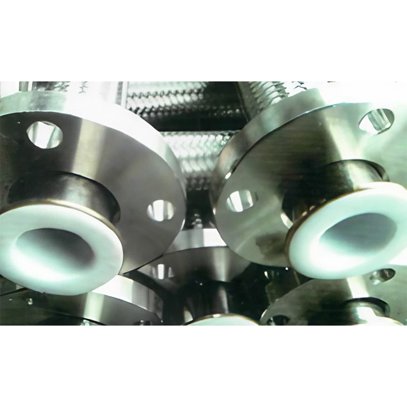 How do stainless steel hose and accessories provide better corrosion resistance and flexibility than traditional pipes?